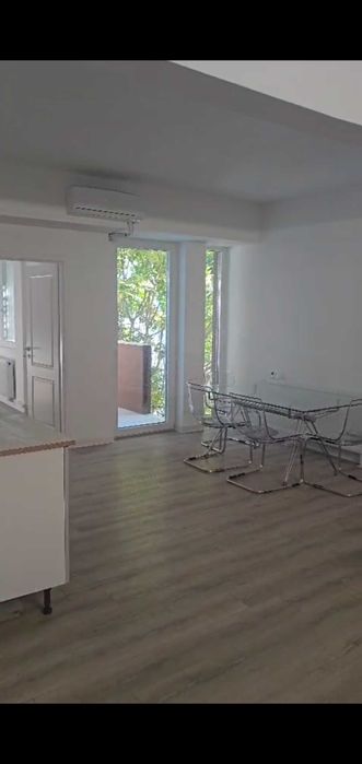 Inchiriez spatiu comercial