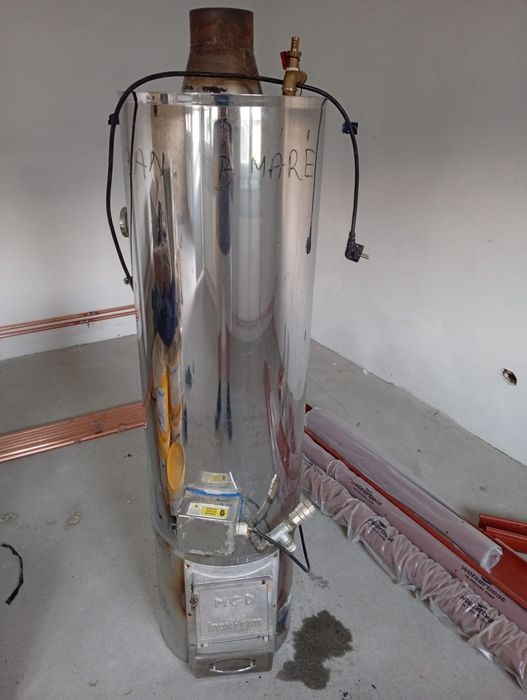 Boiler curent/lemne