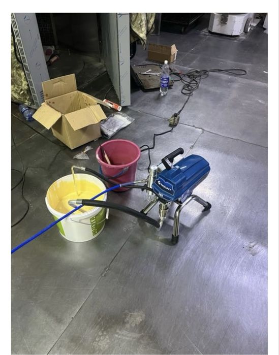 Покраска Крыши , ворот, стены,навес.