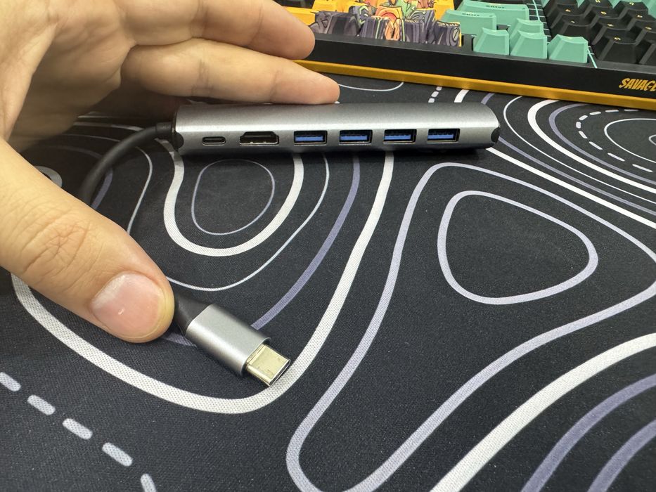 Usb hub sotiladi yangi