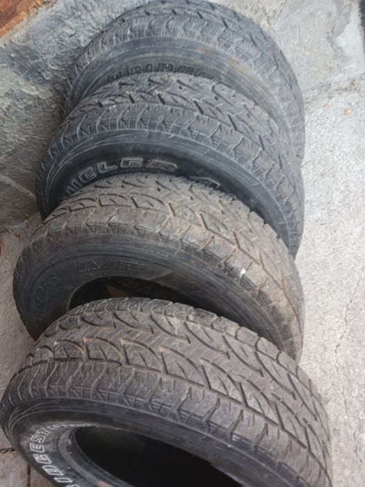 Гуми 265/70/16 без лепенки и фитили