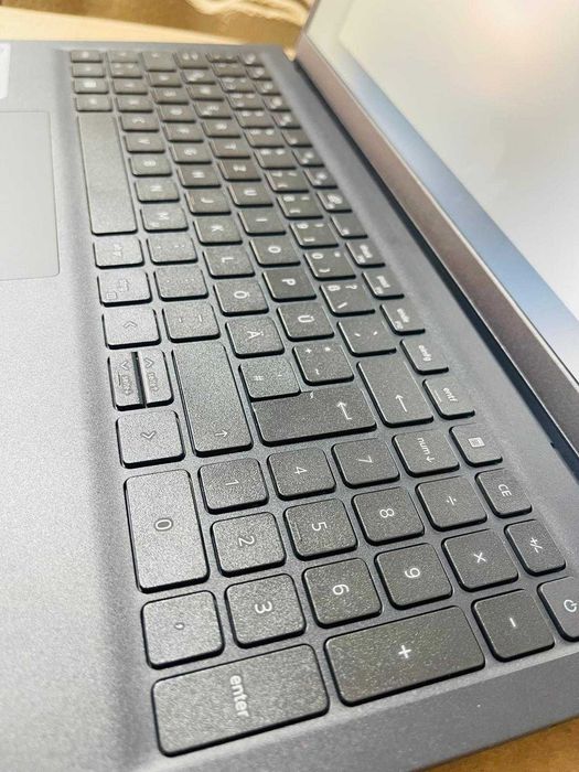 Laptop Dell Inspiron 15 3535, 15,6 inci,  AMD Ryzen 5 7520U, 512Gb SSD