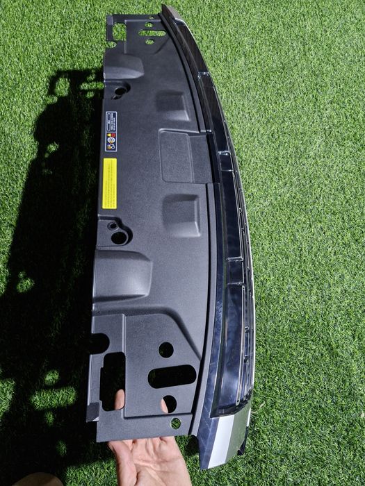 Решётка радиатора на Range Rover