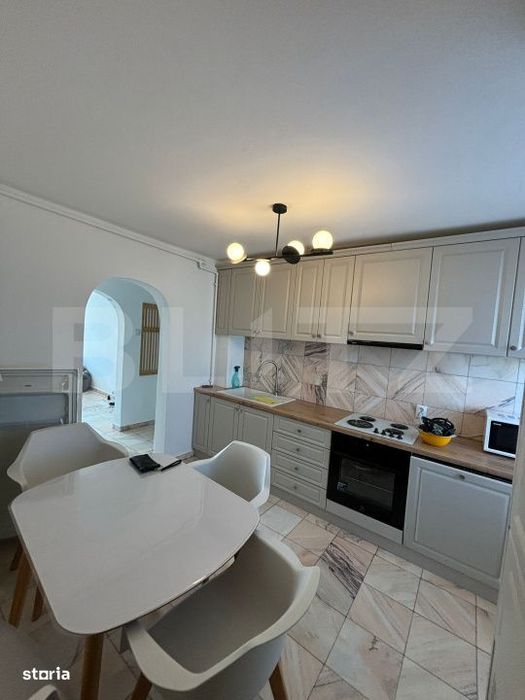 Apartament Cu 3 Camere, Zona Ultracentrala