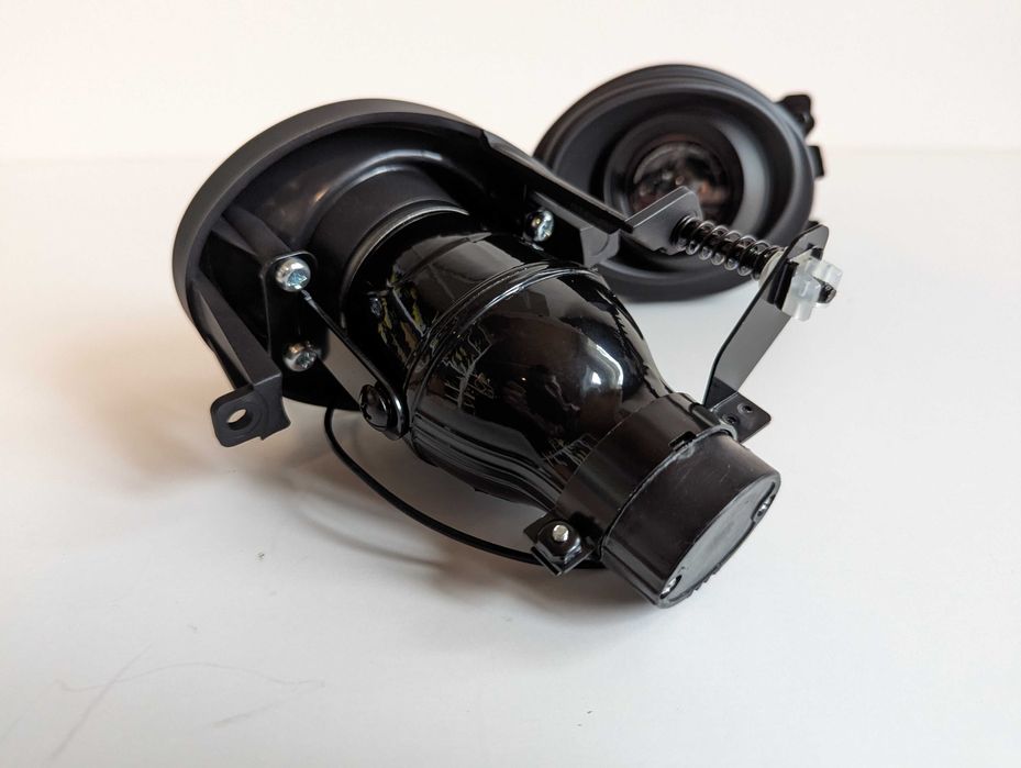 Халогени БМВ Е46 Е39 М броня тунинг Лупи Висок клас  BMW E46 E39