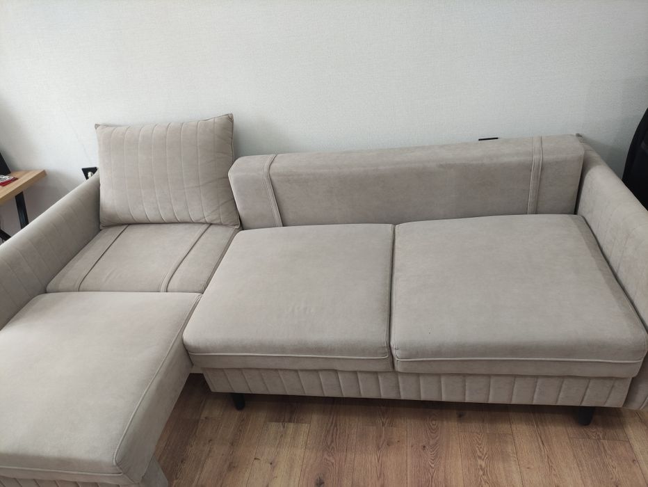 Диван  2.5  метра