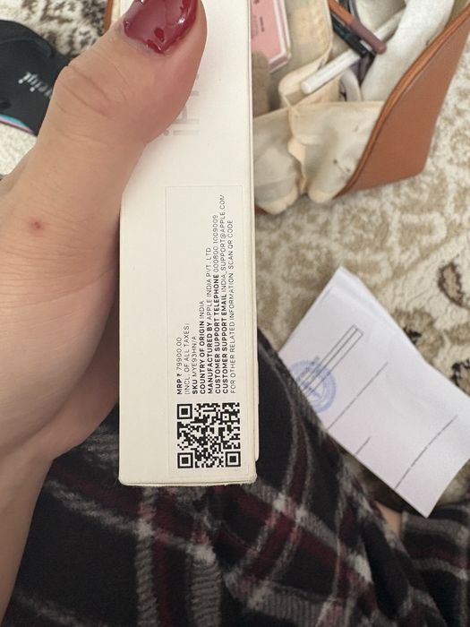 Продам айфон 16, 128 г