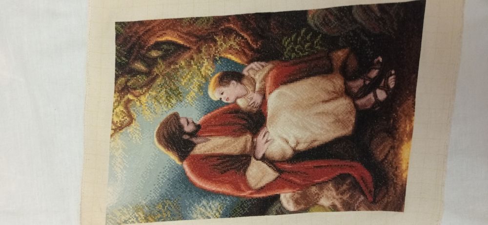 Продавам ушити гоблени: