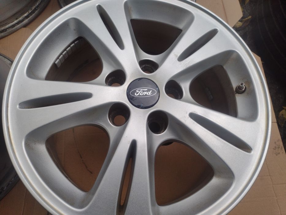 Перфектни 16-5х108 ЕТ50 6.5j Ford S Max