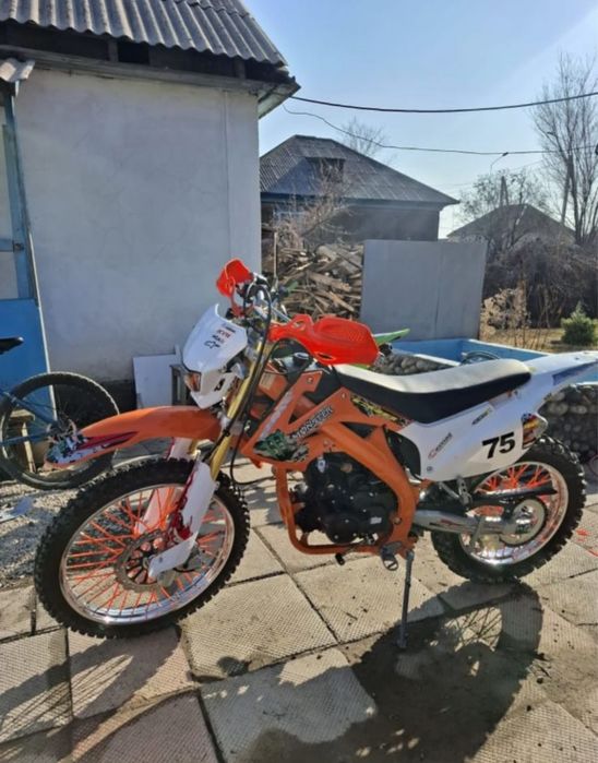 Продам эндурик 250 тяга хорошая