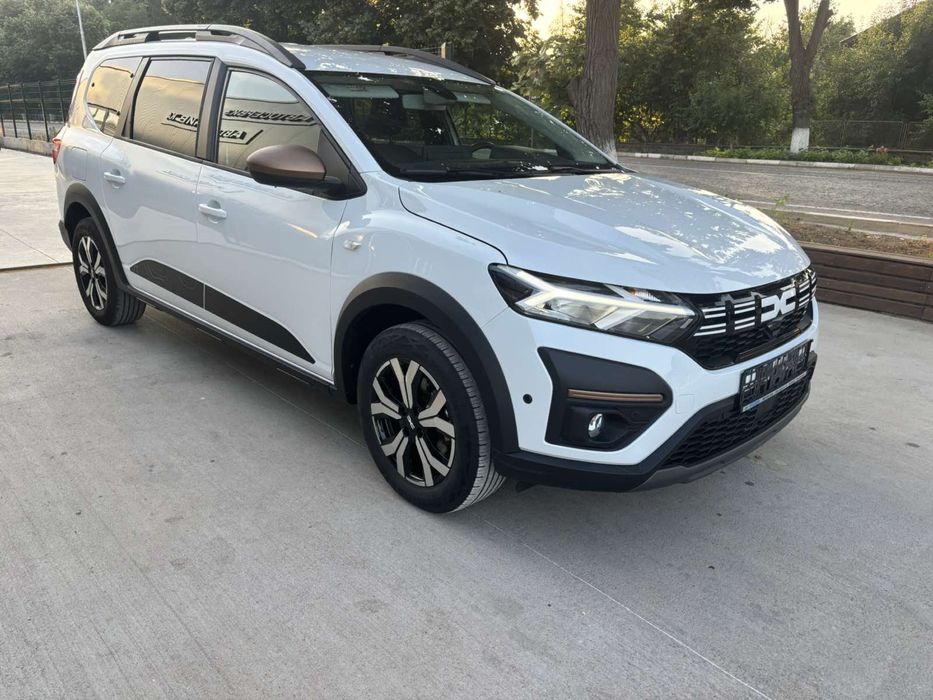 Dacia jogger 1.6 Hibrid 2024