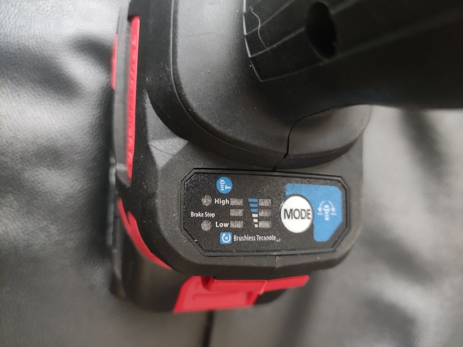 Ударен гайковерт 800 Nm