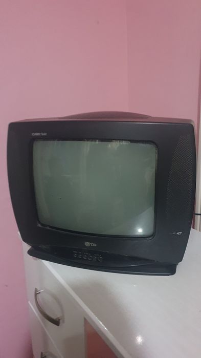 LG televizor yaxshi xolatda