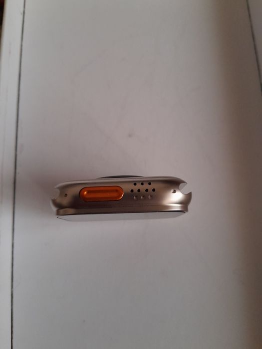 Smart watch sotiladi