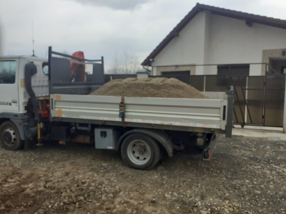 Inchiriez schele metalice