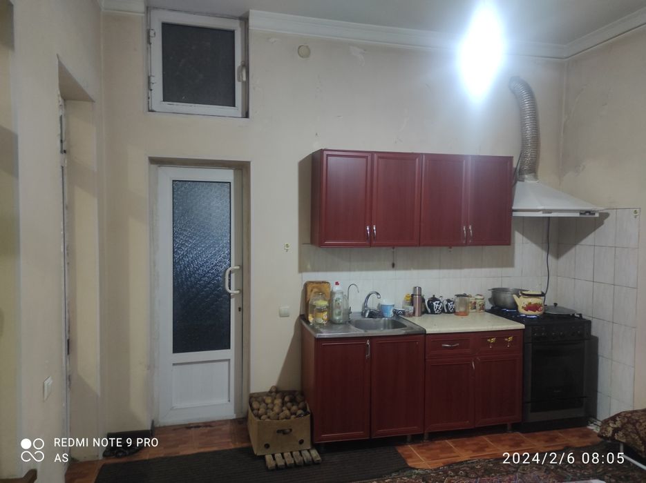 Uy sotiladi zangiotada