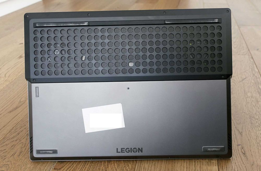 Lenovo Y740 15" - I7 9750H - 32gb RAM - Nvidia 2060 6gb