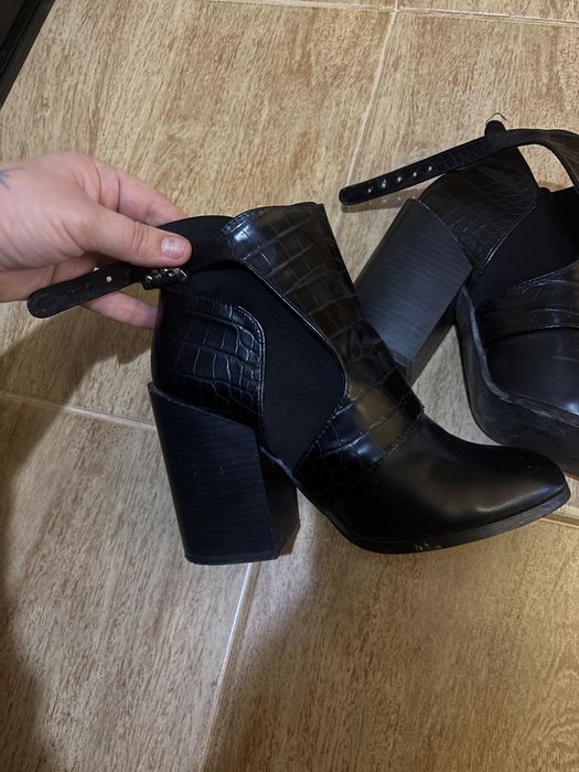 Ботинки осенние шикарные