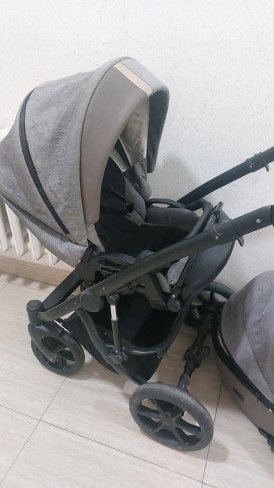 Продам детскую люльку каляску