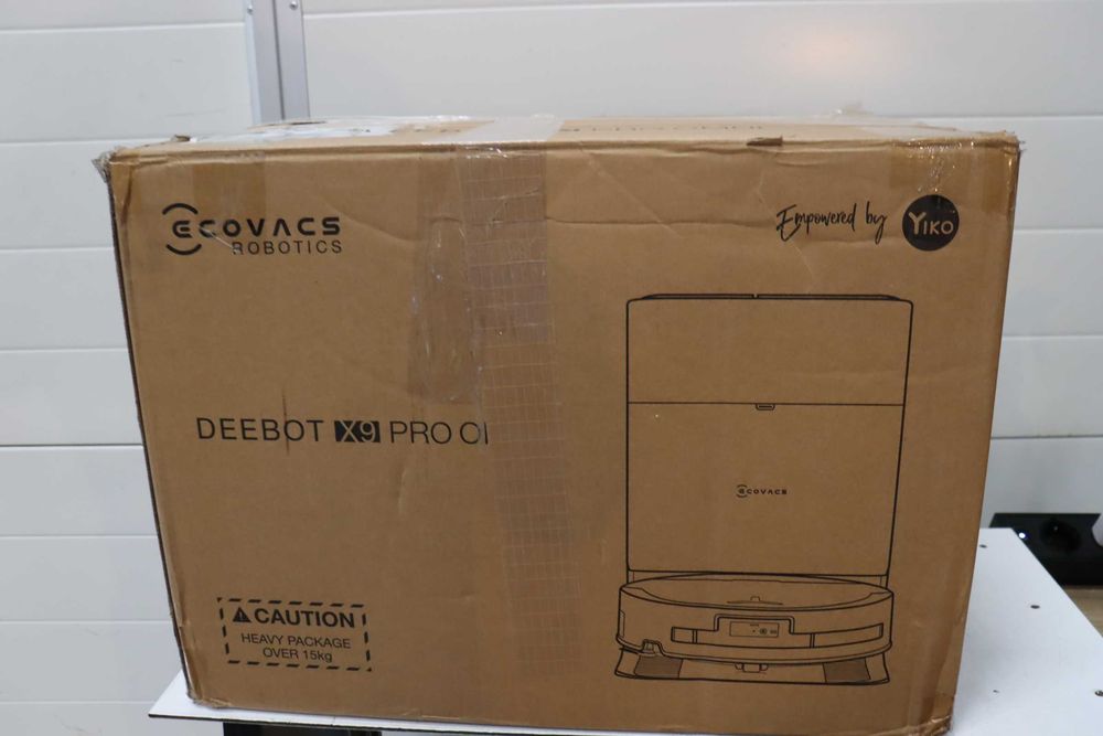 ECOVACS DEEBOT X9 PRO Omni робот прахосмукачка с функция за моп, 16 600 Pa, OZMO валяк, ZeroTangle 3.0, TruEdge 2.0, измиване с гореща вода, сушене