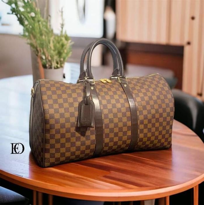 Genti voiaj unisex, diverse nuanțe, saculet, etichetă, curea detasabil