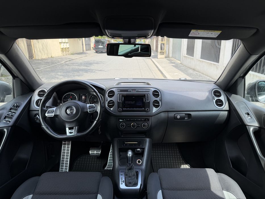 VW Tiguan R line 2.0 TDI 4 motion