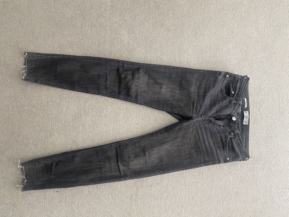 Продам джинсы