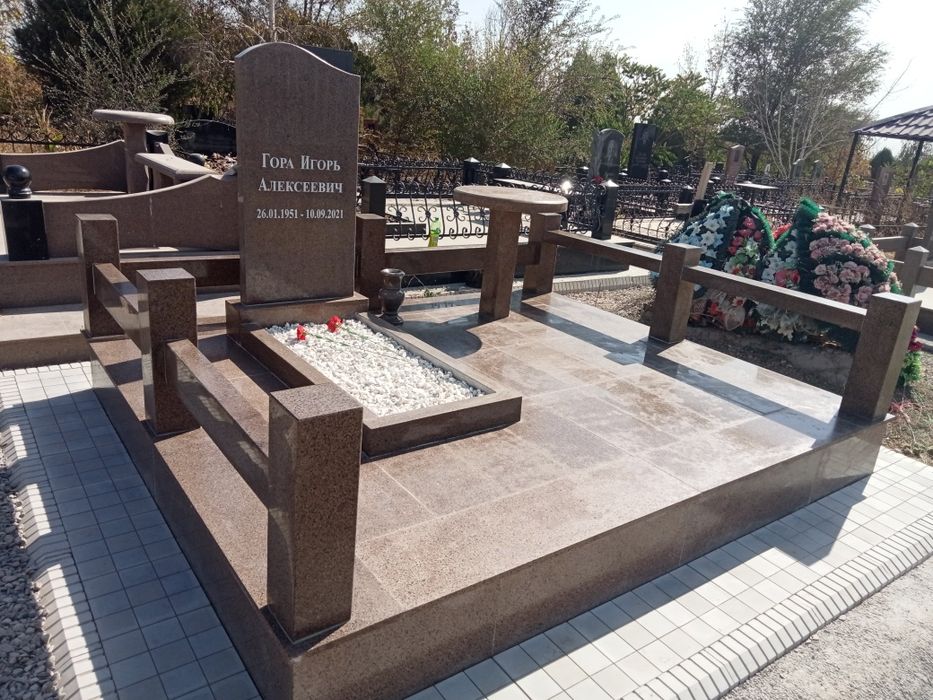 Памятники,Ритуальные услуги, Облагораживание могил - Прочие услуги ...