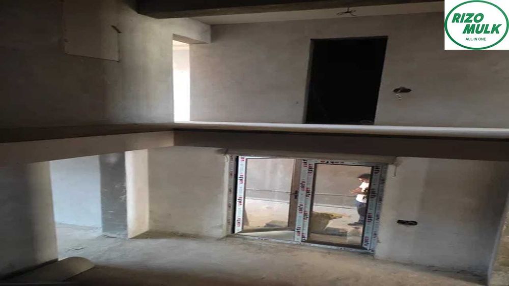 Назарбек Харакатда курилиши тугалланмаган ховли сотилади. NR494/52