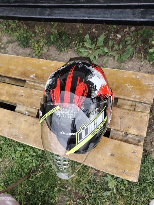 Casca moto ICON airflite solid black mărime L, NOUA