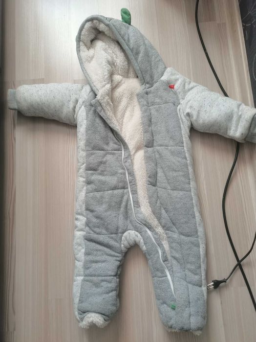Combinezon marimea 86 material textil gros