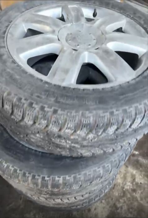 Продаю шины для машины