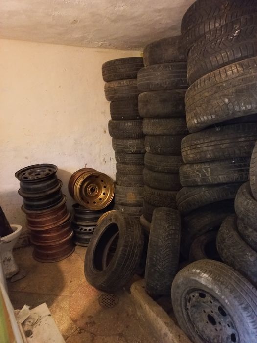 Jenti pe 16 jenti pe 15 jenti pe 16 mai înguste preț 50 bucata janta