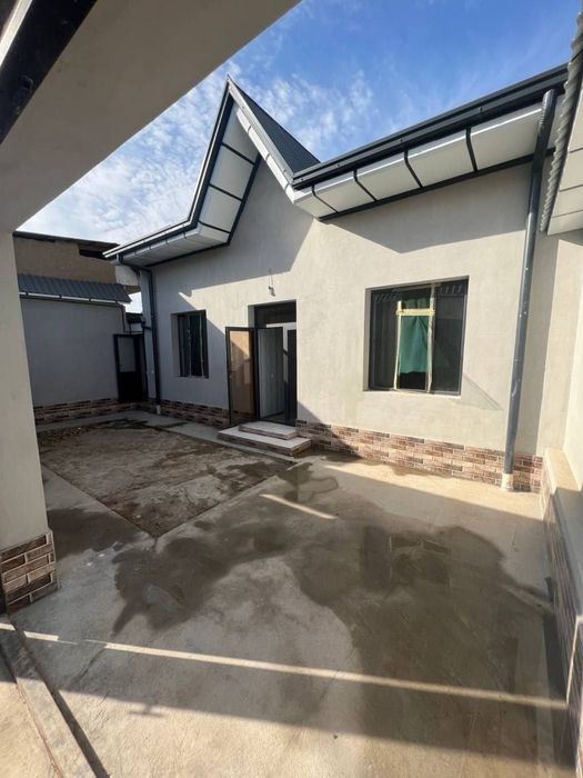 Назарбек текстилда 1,5 сотих уй сотилади 39,800 $  газ,свет,сув бор