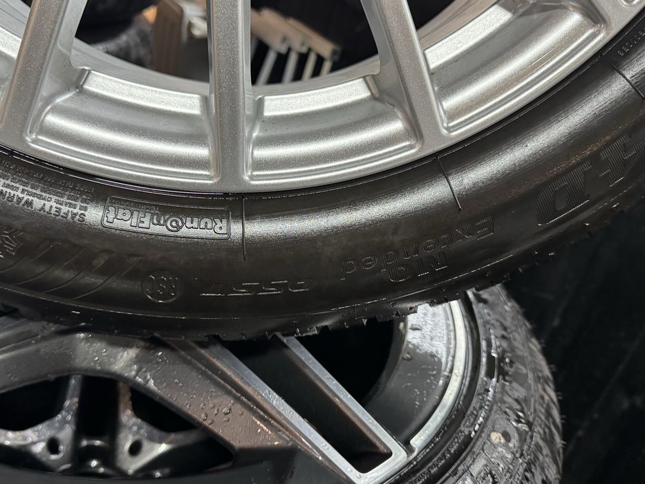 Vând jantă originală Mercedes A1564011900 pentru GLA +Anvelopa Ca NOU.