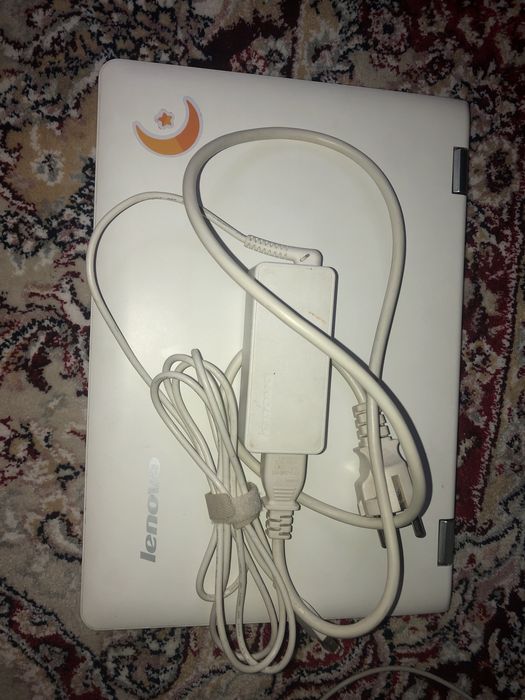 Ноутбук Lenovo YOGA 300