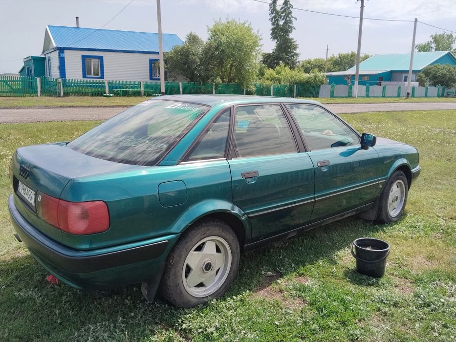 Продам Audi 80 B4