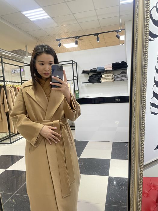 Продам пальто с жилетом Sollo collection