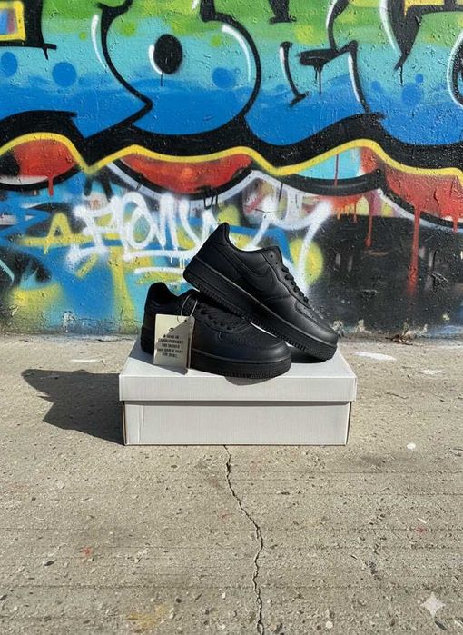 Adidasi Nike Air Force 1 Negru - Marimi 36-45 - Livrare rapida