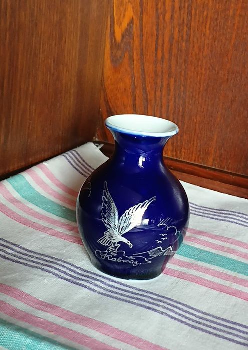 Винтажная фарфоровая вазочка