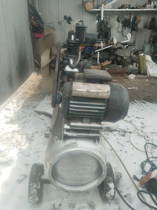 Продам капрессор