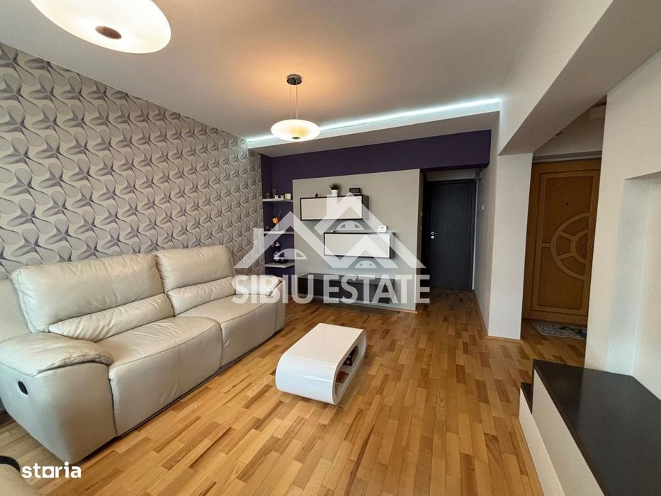 Apartament 3 camere de inchiriat Sibiu
