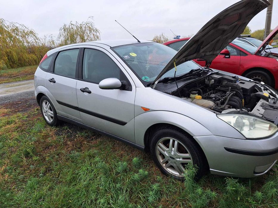 FORD Focus 2002 — imagine 3