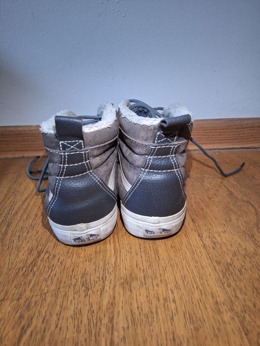 Vans Sk8-Hi Winterized cu blană – mărimea 38