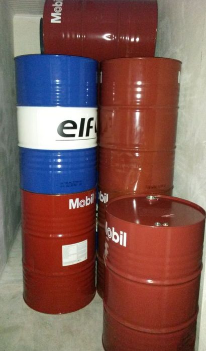 Бочки 200л. из под масло.