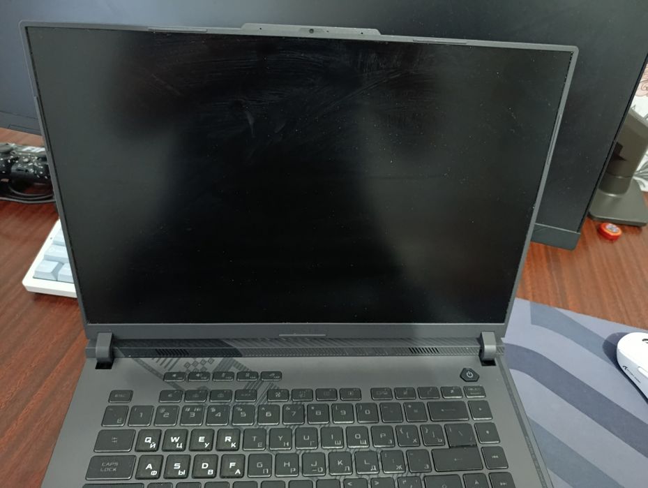 Asus rog stix g16