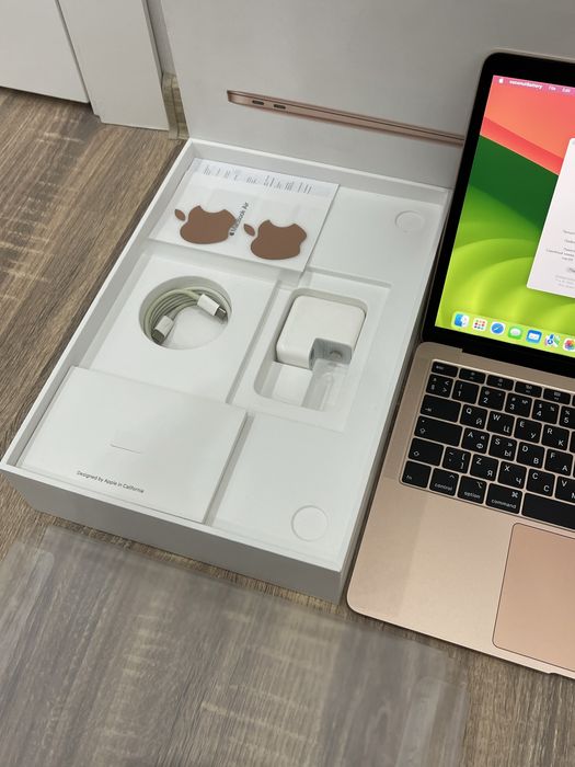Apple MacBook Air 13 2018 ОТЛИЧНОМ СОСТОЯНИИ ноутбук макбук аир