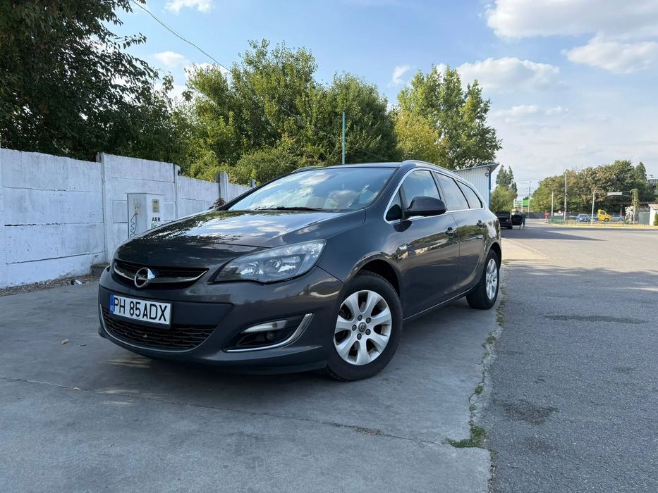 Opel Astra Opel Astra J Sports Tourer 1.6 CDTI 110 CP