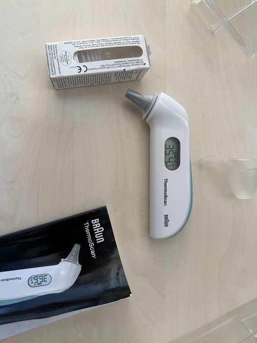 Termometru de ureche Braun