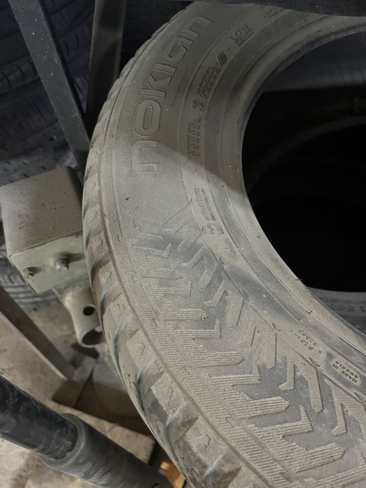 Продам шины на 18